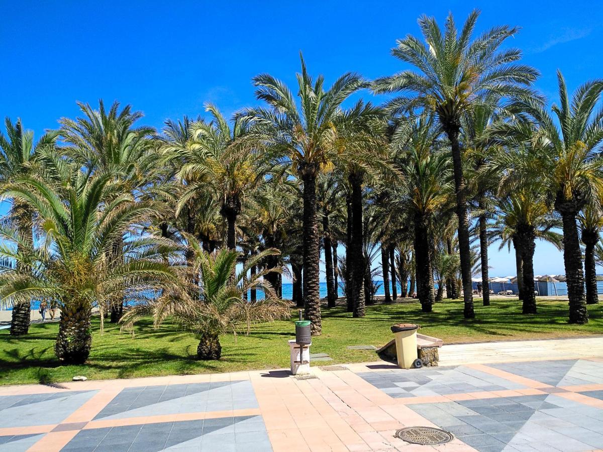 Bonito Apartamento En Playa De La Carihuela Torremolinos Eksteriør bilde